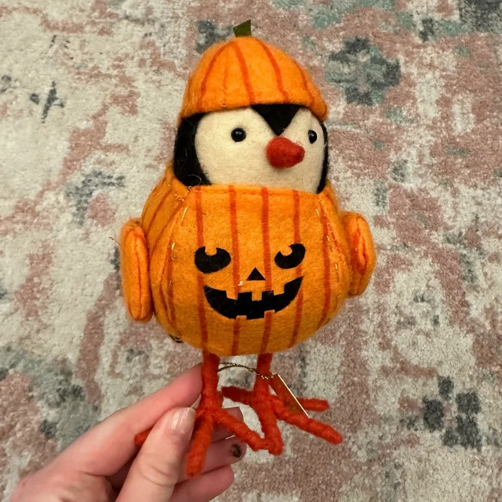 2018 Target Featherly Friends Hyde & EEK! Halloween Pumpkin Bird “Patches”